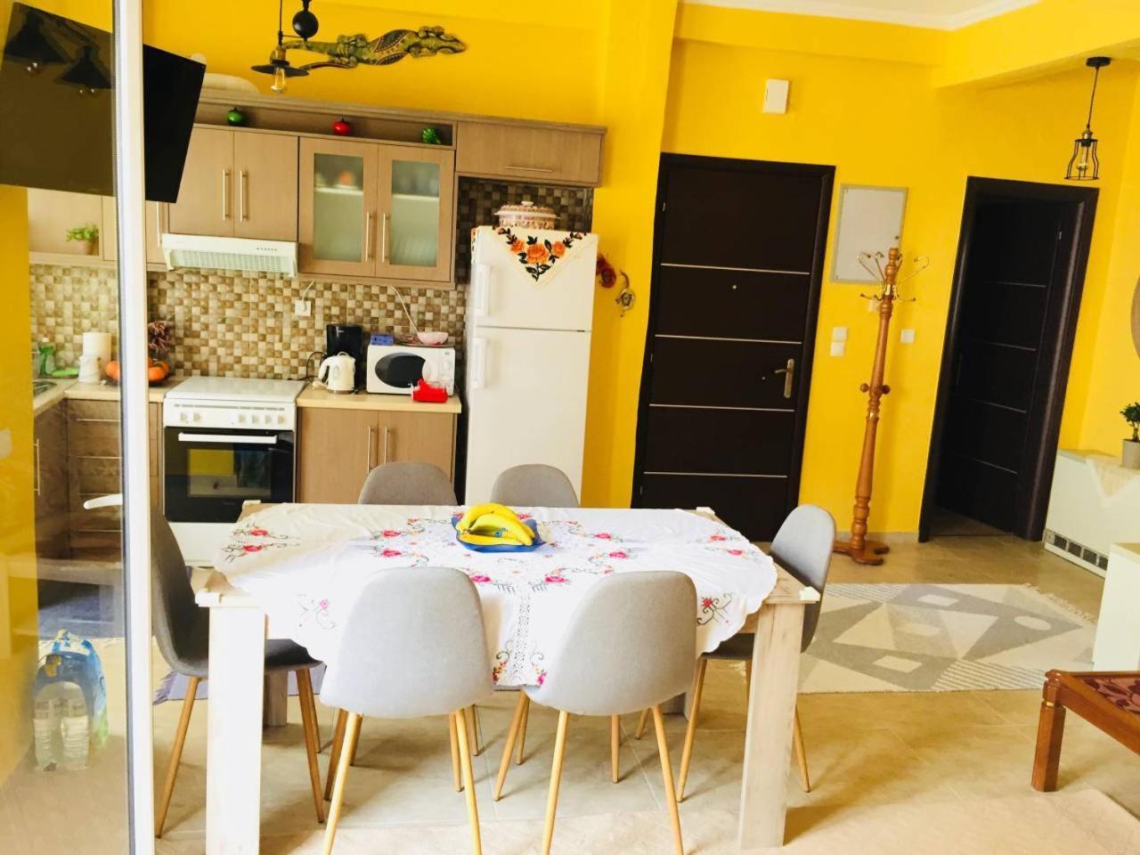 Nefeli'S Python Apartment เปรเวซา ภายนอก รูปภาพ